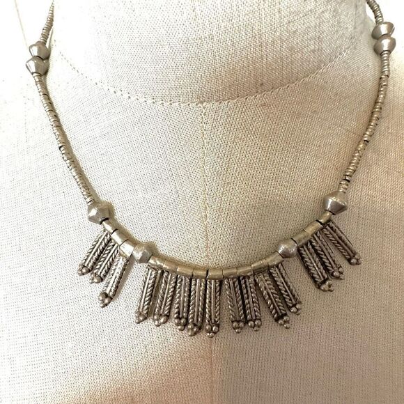 Silver tone ethnic necklace - Picture 1 of 8